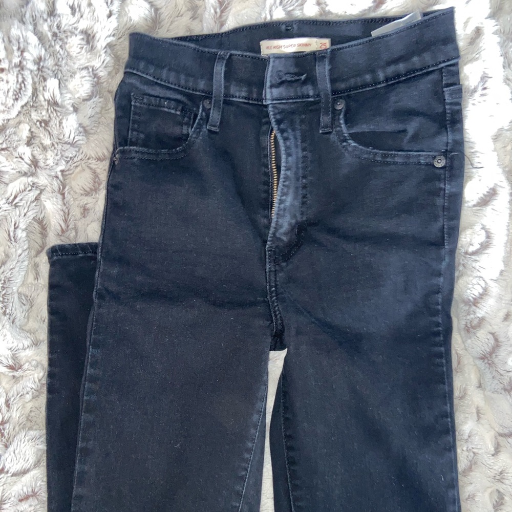 Levi Mike high rise super skinny jean